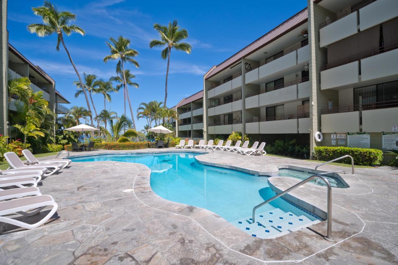 Family Getaway - Lava Room At Magic Sands Beach Kailua-Kona Eksteriør billede